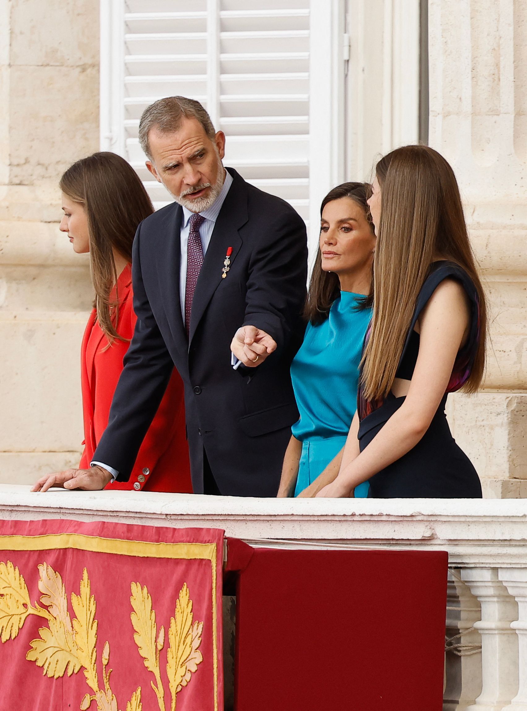 El saludo de la Familia Real desde el balcón del Palacio Real