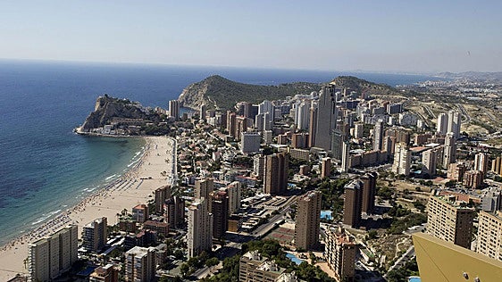 El inesperado país que ha descubierto Benidorm como paraíso turístico