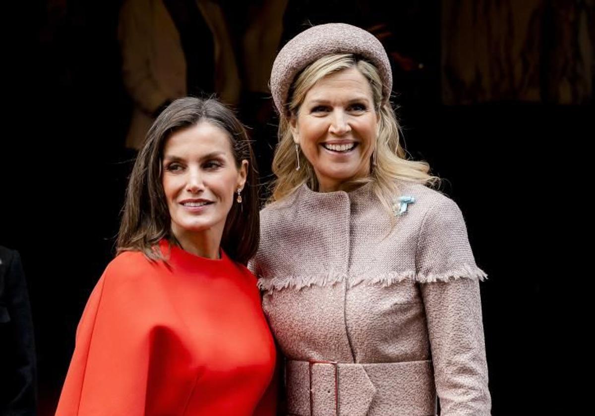 Máxima de Holanda, junto a la reina Letizia.