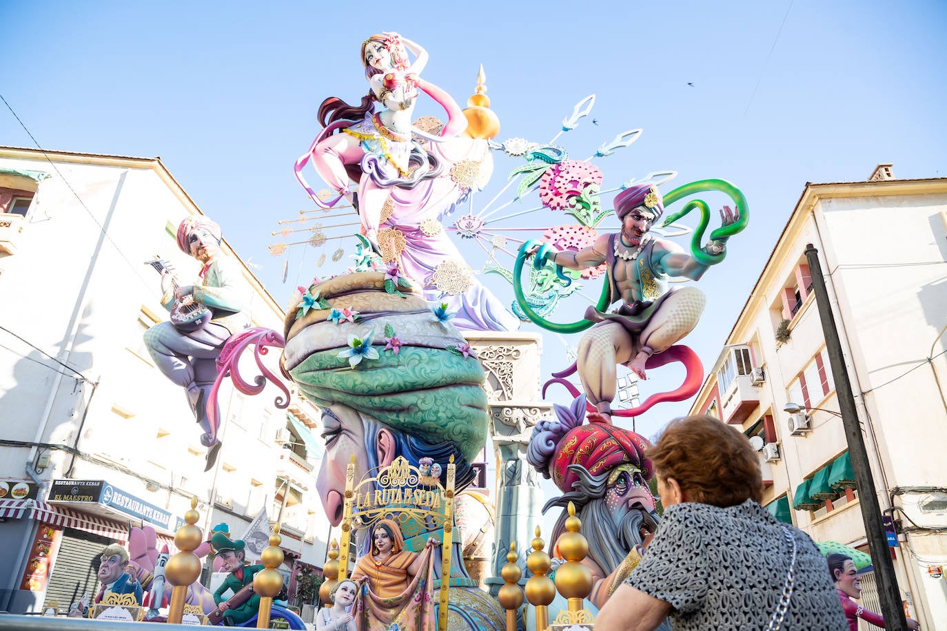 Un paseo por las Hogueras de Alicante 2024