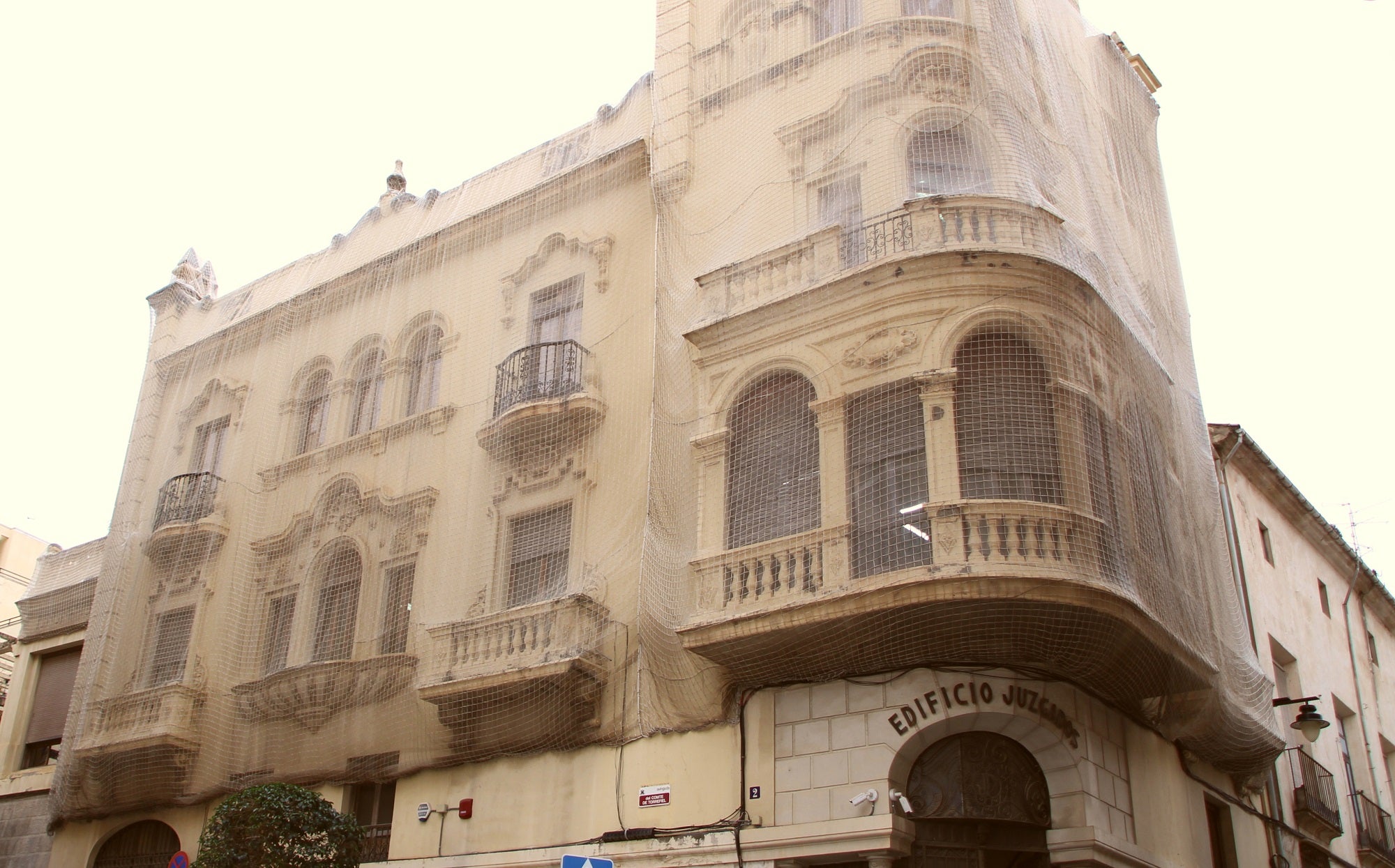 Red que protege el edificio durante seis años.