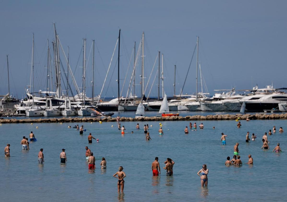 Playa El Arenal de Palma de Mallorca.