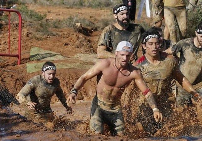 Participantes en la Spartan Race en Valencia.