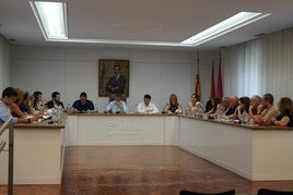 Momento del pleno de la Corporación municipal de Xàtiva.