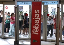 Ya han empezado las rebajas en El Corte Inglés.