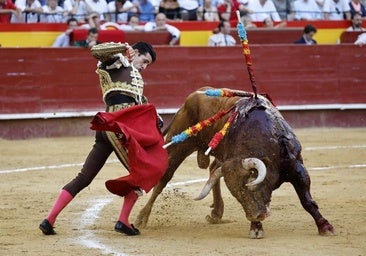 Cartel de la Feria de Julio de Valencia: quién torea en 2024 y cuándo hay bou embolat