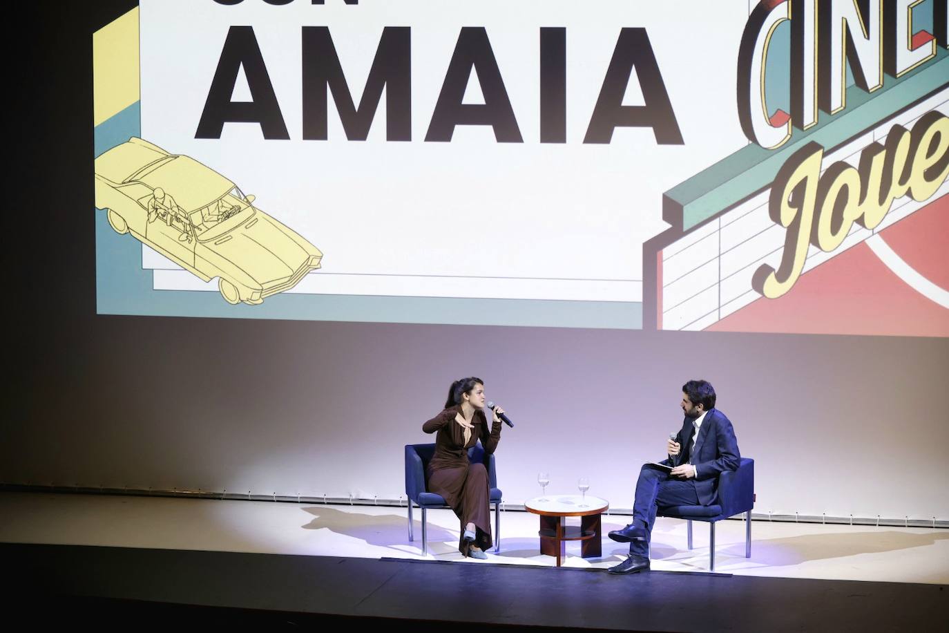 Amaia recibe el premio &#039;Un Futuro de Cine&#039; en Cinema Jove