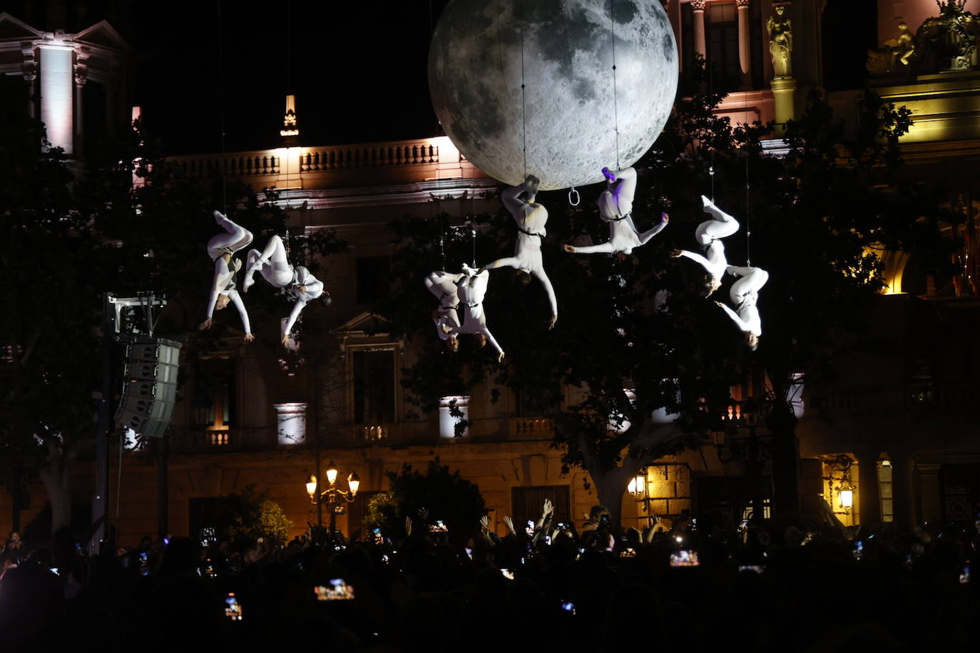 Espectacular inicio de la Feria de Julio: Entrada de Bandas y espectáculo piromusical