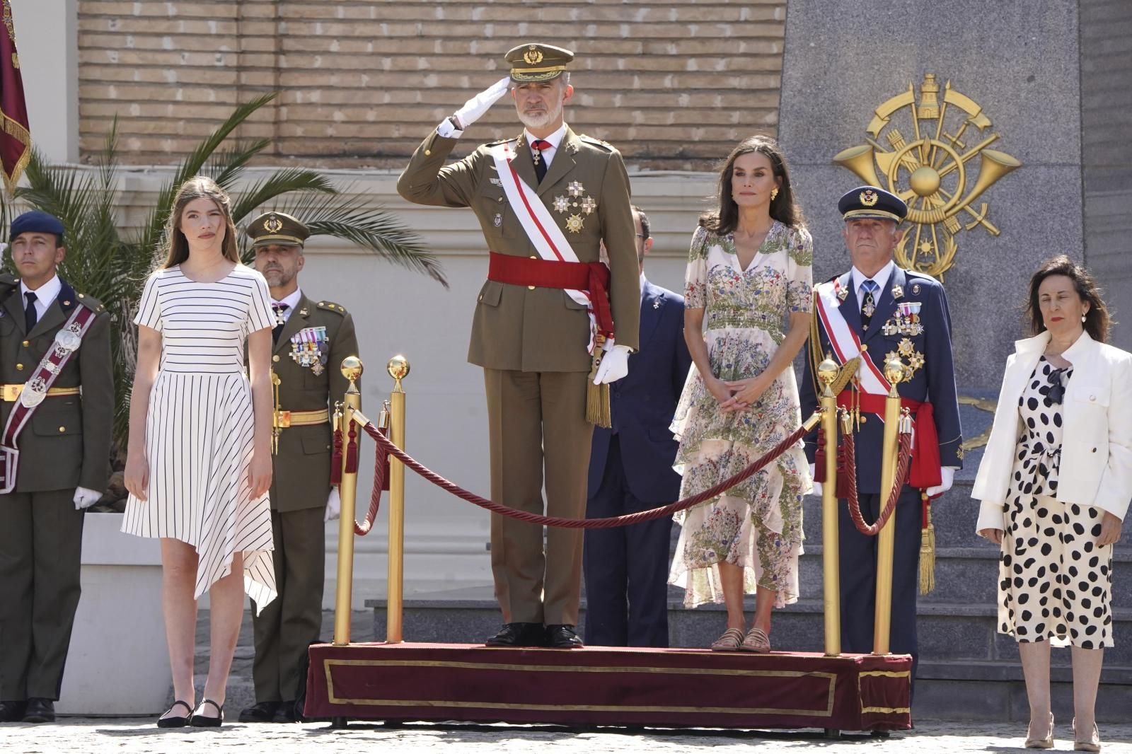 La reina Letizia estrena un vestido comprado en 2020