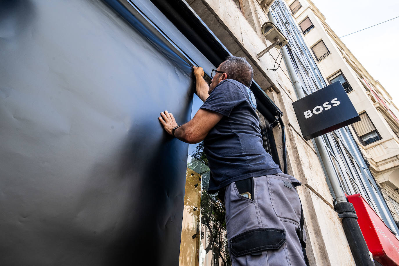 La última gran firma de moda deja la milla de oro de Valencia