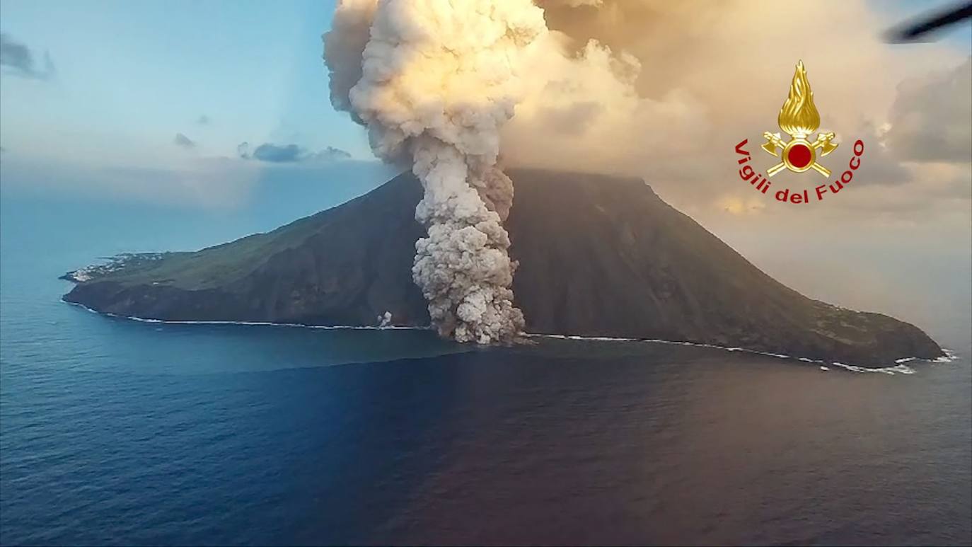 El Etna vuelve a &#039;rugir&#039; con fuerza en Italia