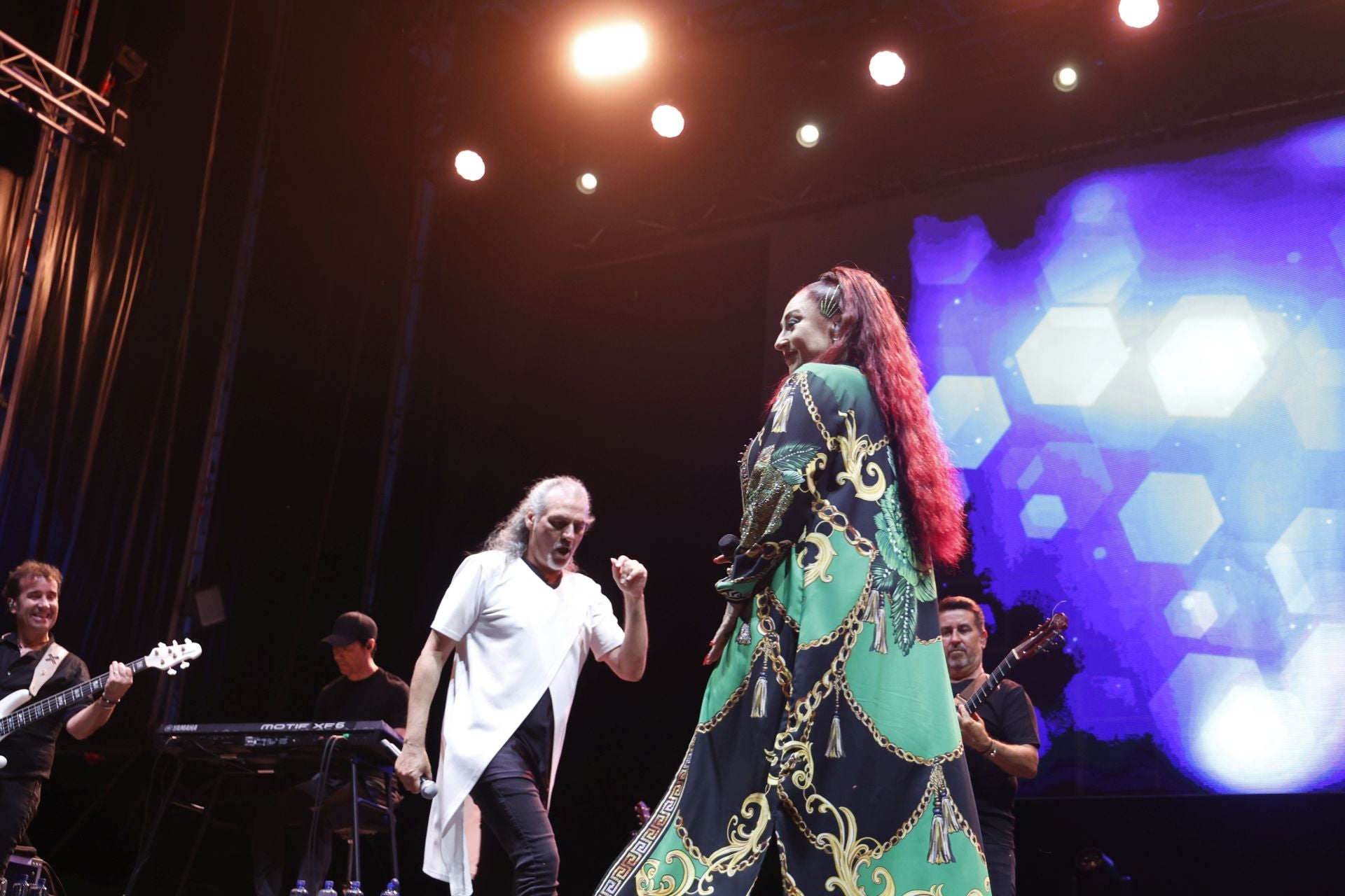 Camela revoluciona Valencia desde Viveros