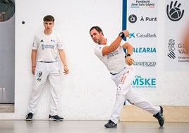 Carlos 'El Puma', durante una partida del Individual de escala i corda.