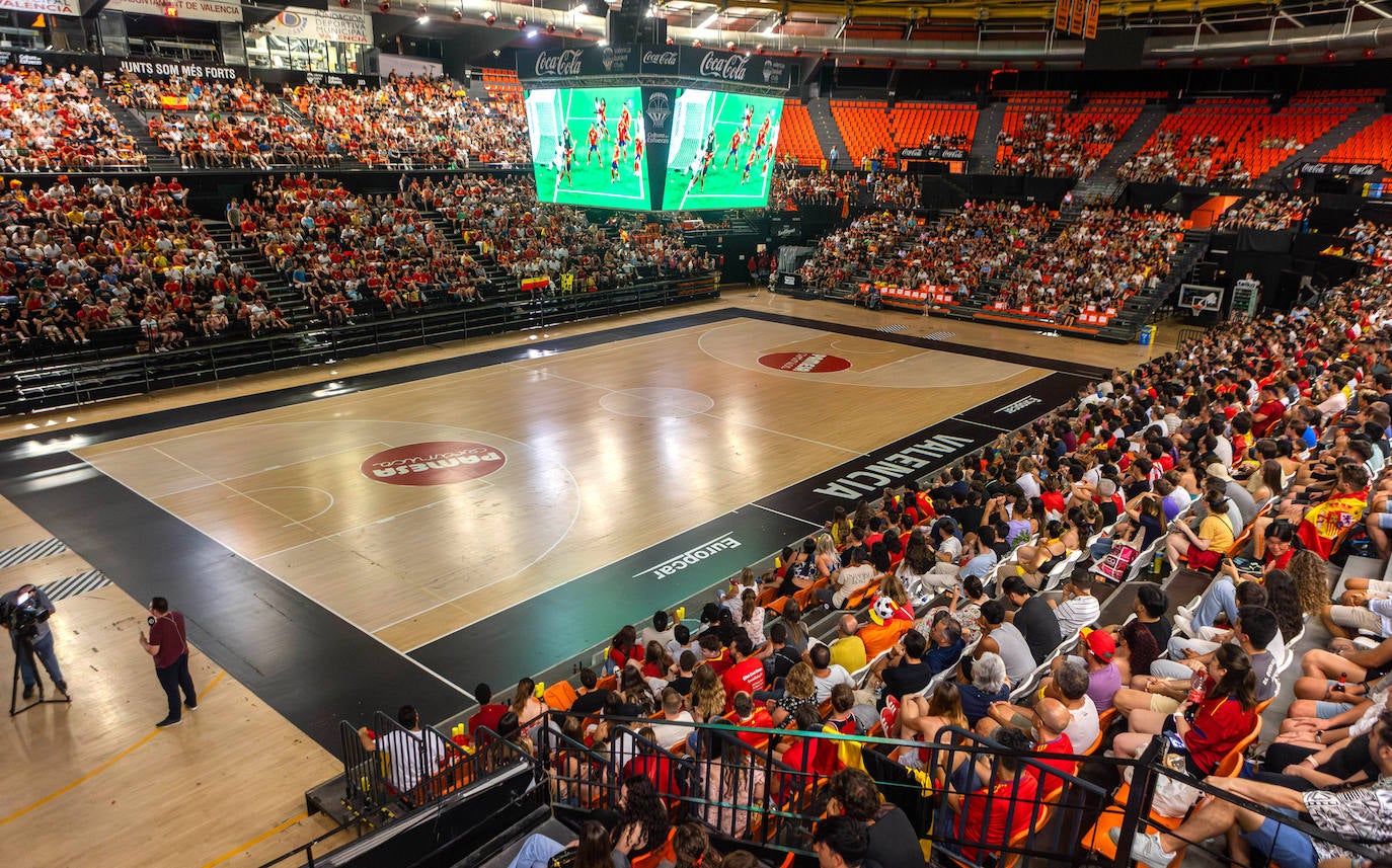 La Fonteta estalla con la victoria de España frente a Francia en la semifinal de la Eurocopa