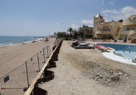 Unos apartamentos en primera línea del litoral.