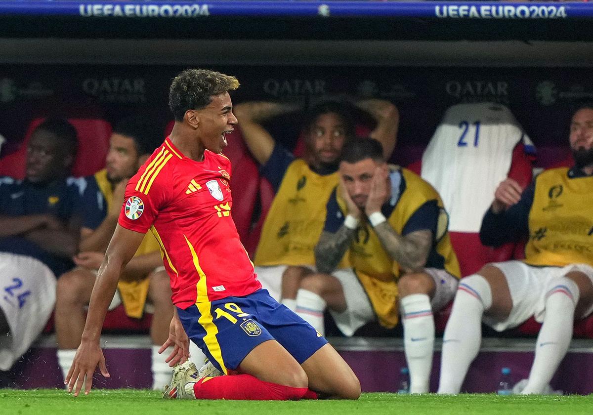 Lamine celebra su golazo ante Francia en las semifinales de la Eurocopa.