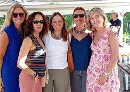 Carolina Gil, Lucía Gómez Trenor, Marta García-Janini, Eugenia Bonet y Carmen Álvarez.