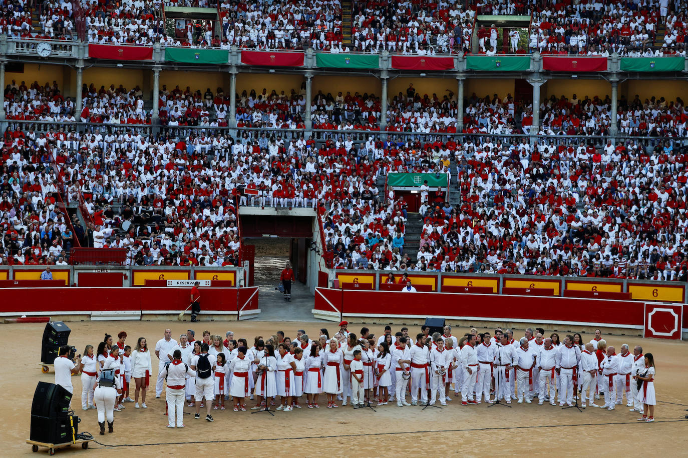 Las mejores imágenes del octavo encierro de San Fermín 2024