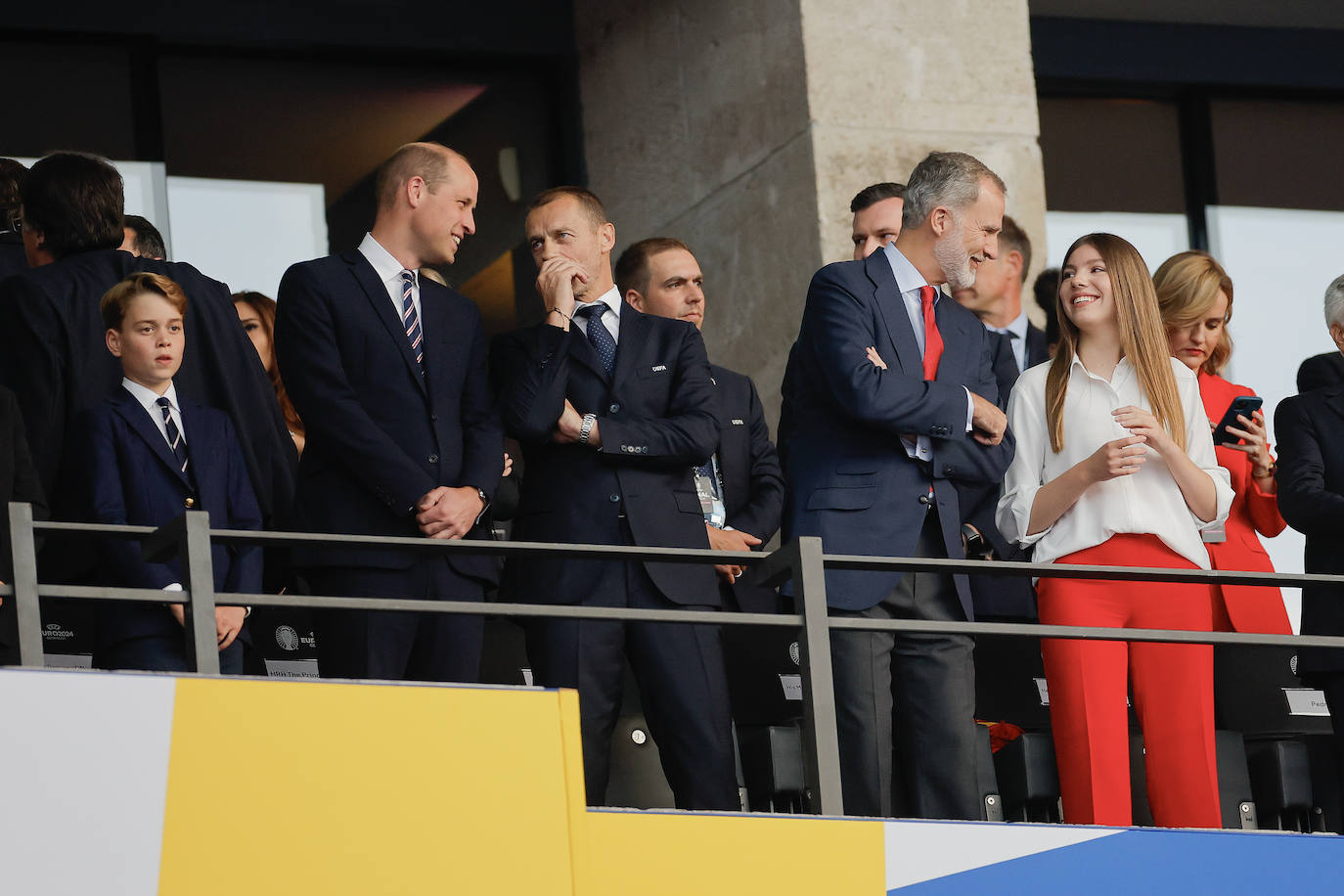 La infanta Sofía, todo al rojo para disfrutar de la victoria de España en la Eurocopa