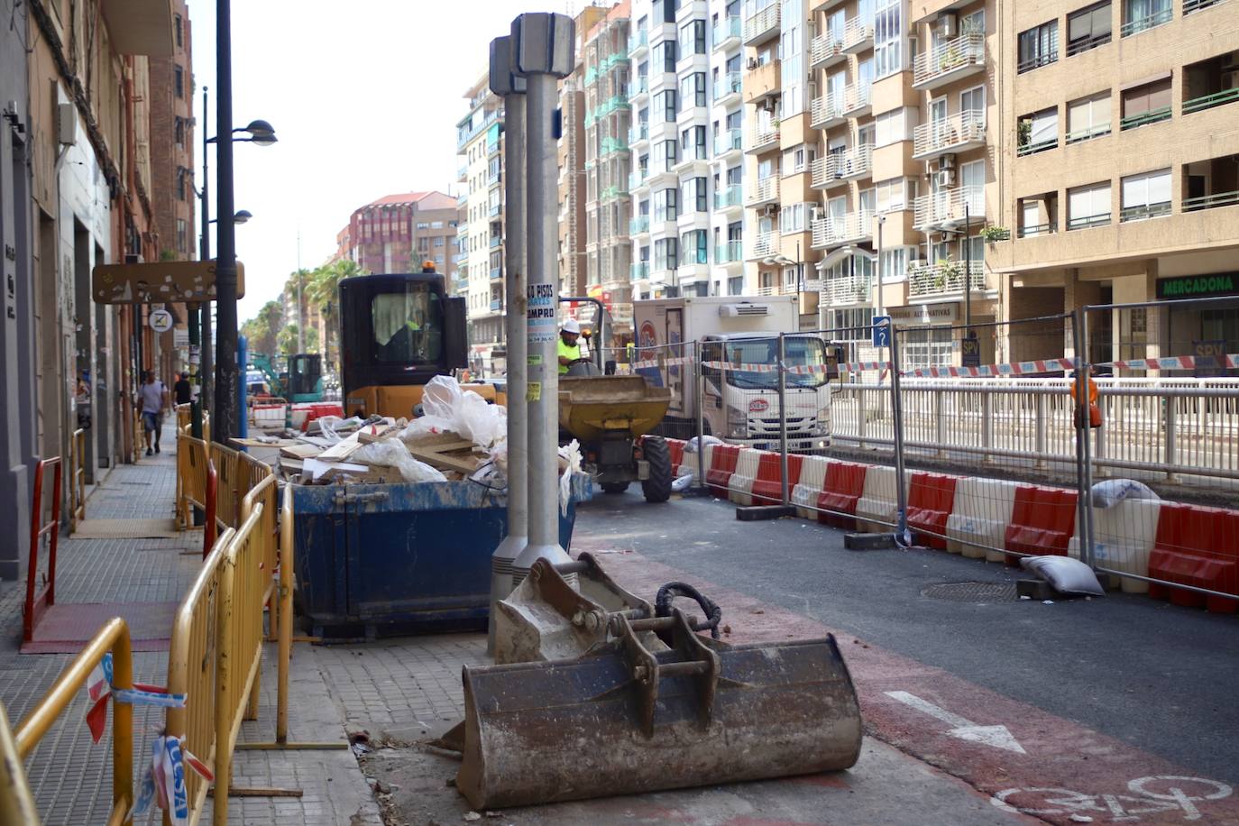 Obras en la avenida Cardenal Benlloch de Valencia