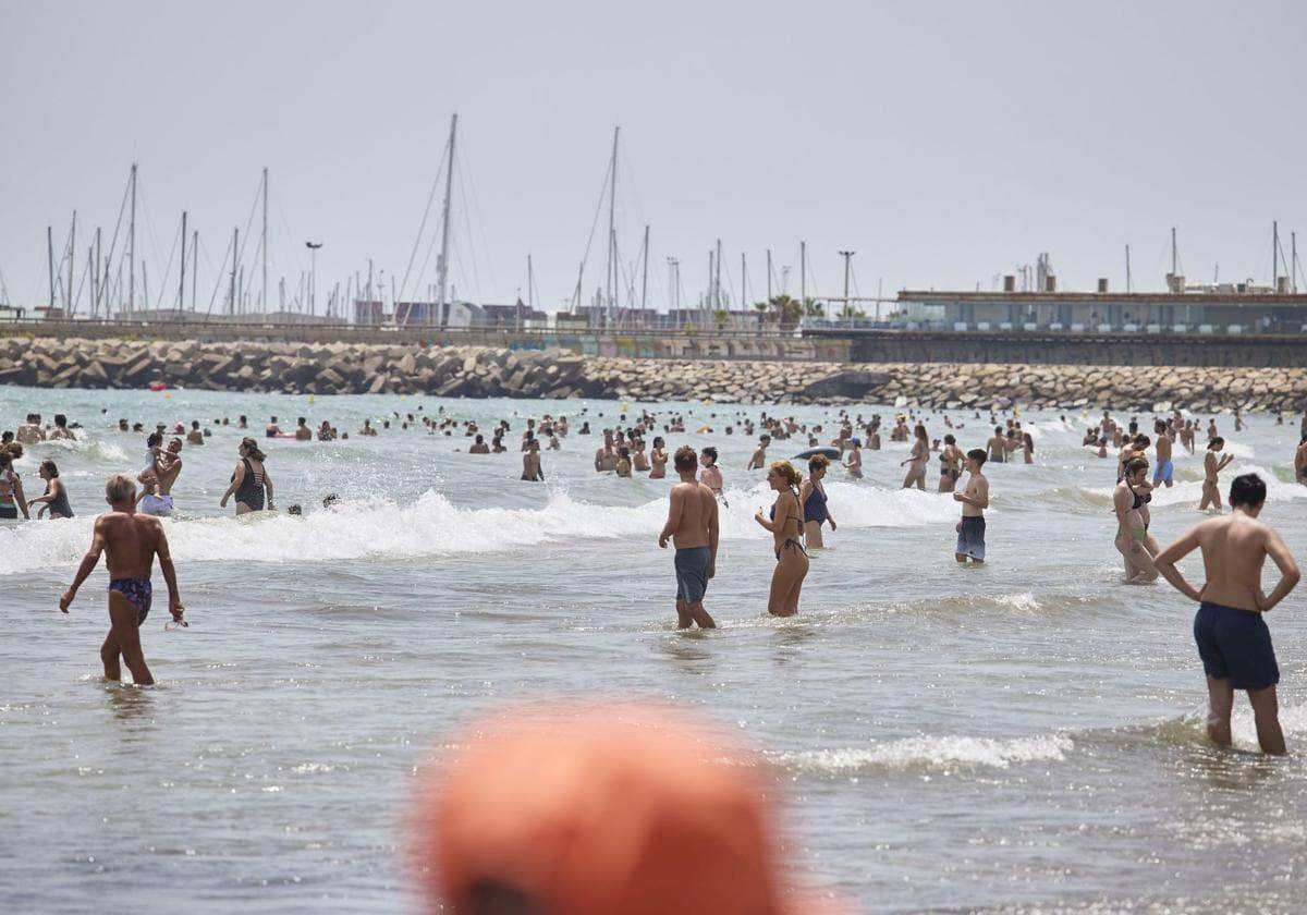 Así están hoy las playas de Valencia, Cullera y Sueca: tiempo y bandera