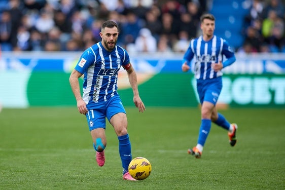 Luis Rioja en un partido con el Alavés.