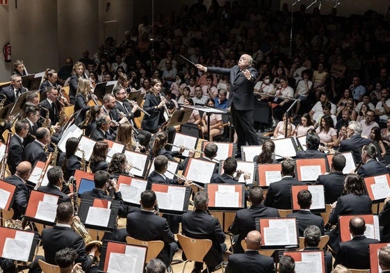 Actuación de la Unió Musical de Llíria en el Palau de la Música.