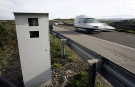 Un radar como el que se ha instalado a la entrada a Valencia.