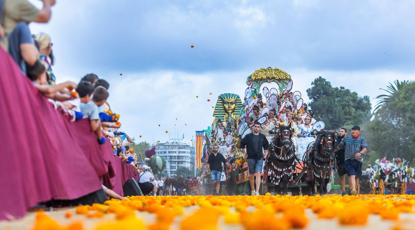 Las mejores imágenes de la Batalla de Flores 2024