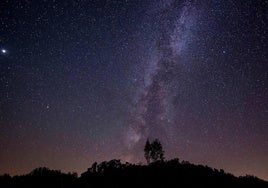 Una lluvia de estrellas en una imagen de archivo.