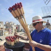 Elche lanzará 2,6 toneladas de pólvora, y 20.000 cohetes más que el año anterior, en la Nit de l'Albà