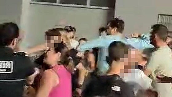El alcalde de Beniflá participó en la trifulca entre varios menores y uno de sus concejales