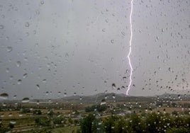 Las tormentas serán probables esta tarde.