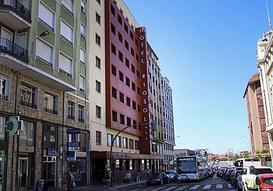 El hotel desde donde se preciìtó la pareja.