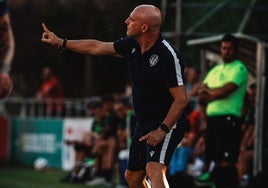 Julián Calero, durante un amistoso de pretemporada.