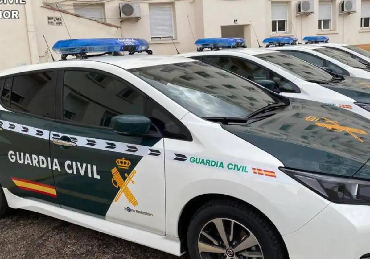 Vehíclos de la Guardia Civil.