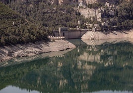 Vista del embalse de Benagéber que se encuentra al 40% de su capacidad.