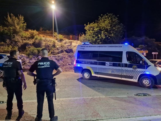 Agentes de la Policía Local de Riba-roja de Túria.