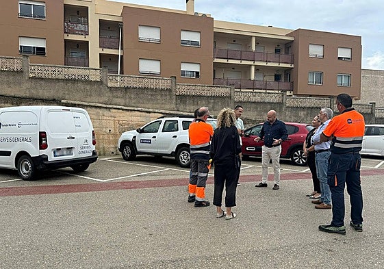 La visita para inspeccionar uno de los puntos donde se ubicará un depósito de agua.