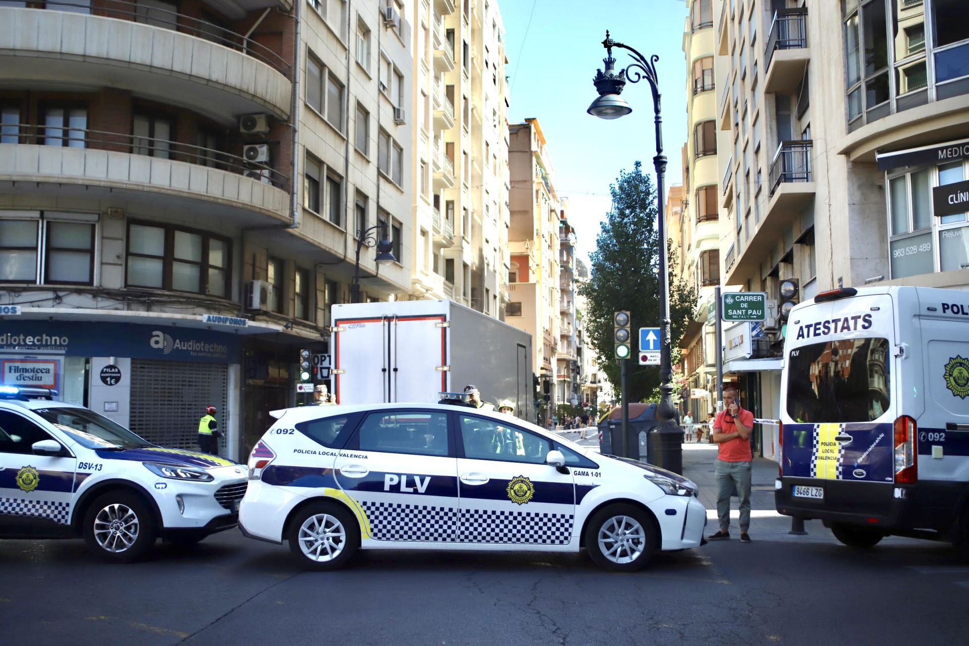 Fotos: Una mujer muere atropellada en el centro de Valencia