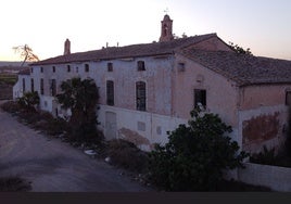 Casa dels Frares, en la Lista Roja del patrimonio.