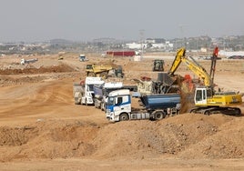 Vista general de las obras de la gigafactoría Volkswagen construye en Sagunto.