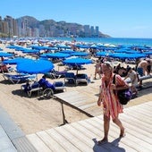 El mensaje de la Policía Local de Benidorm a los turistas «quemados»