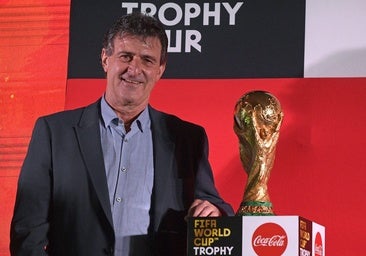 Kempes pide públicamente a Lim que se vaya del Valencia