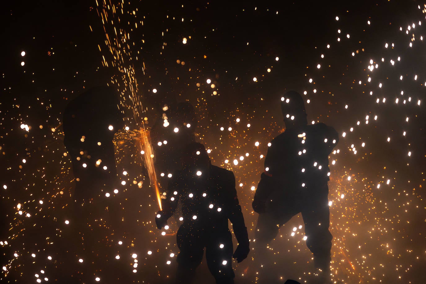 Una espectacular Cordà 2024 ilumina el cielo de Paterna