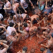 VÍDEO | Así se ha vivido la guerra de tomates en la localidad valenciana