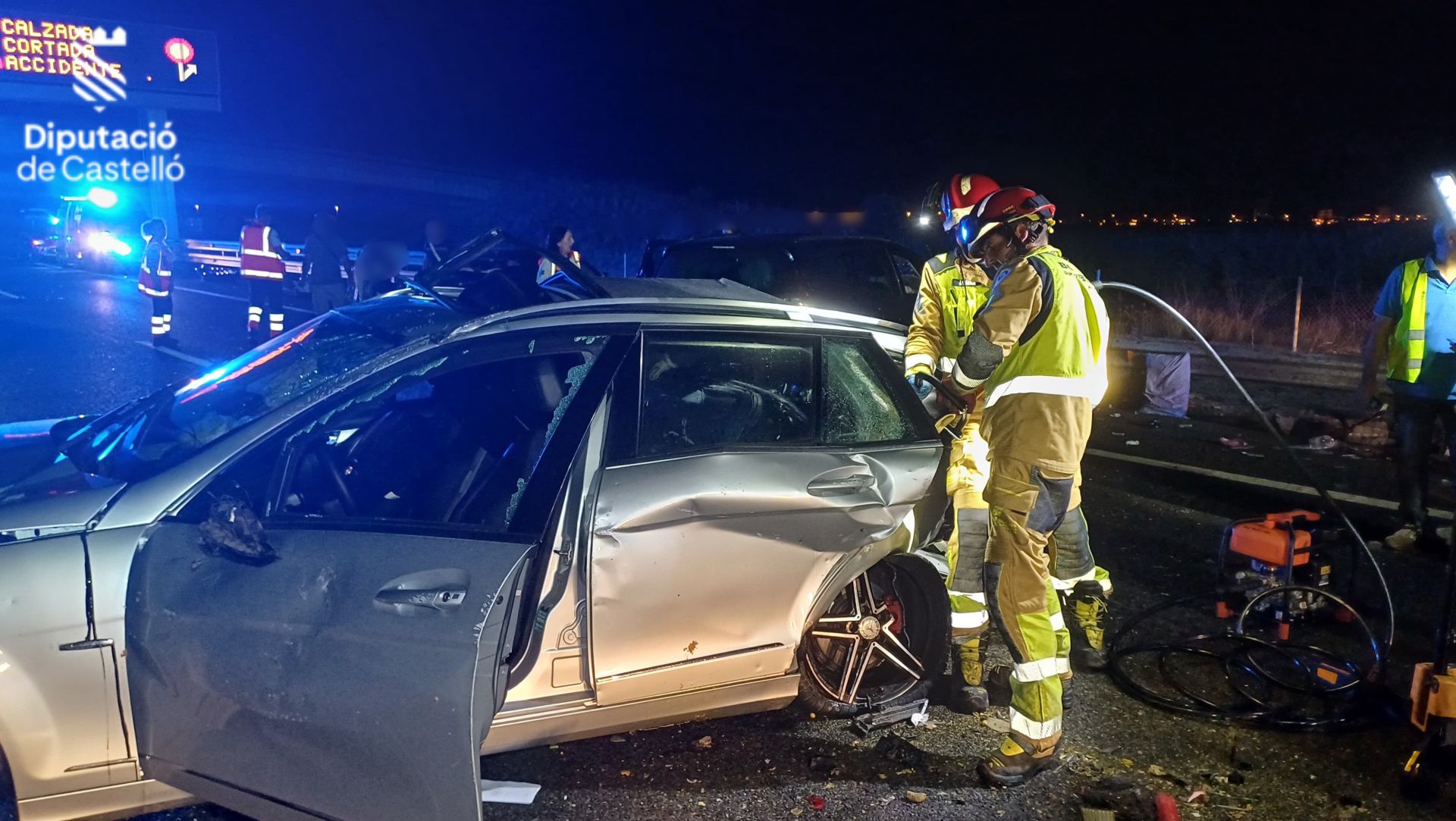 Un joven de 15 años muere y 14 personas resultan heridas en un accidente en Moncofa