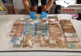 Dinero en efectivo robado en un banco de Vinaròs (Castellón).