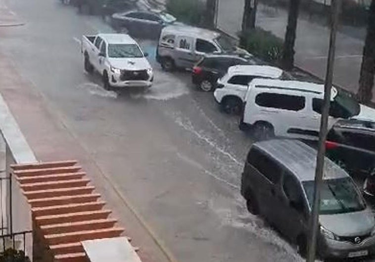 Lluvia en la playa de Tavernes de la Valldigna