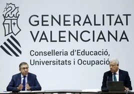 José Antonio Rovira y el secretario autonómico, Daniel McEvoy, durante la rueda de prensa.